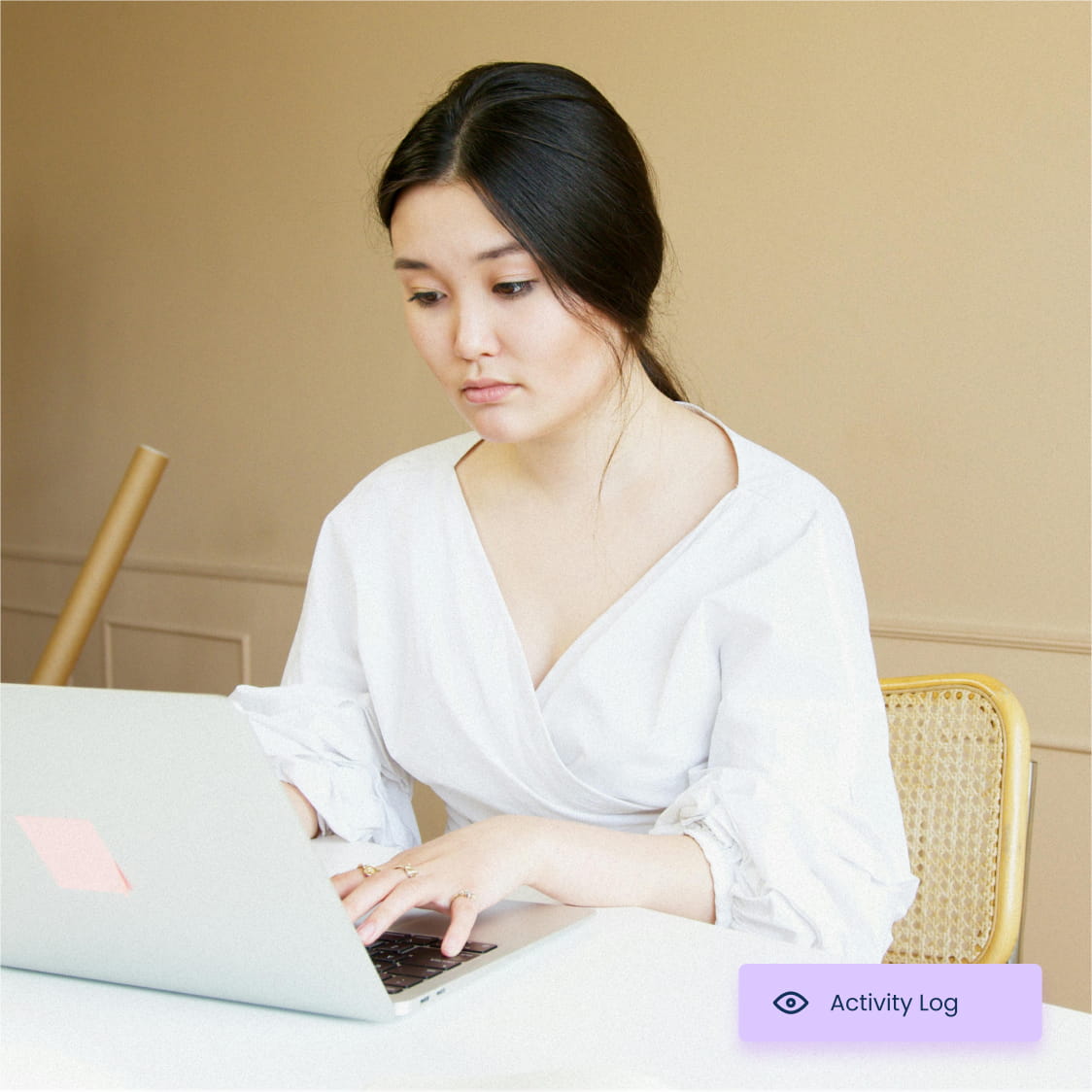 Edit history log for case notes